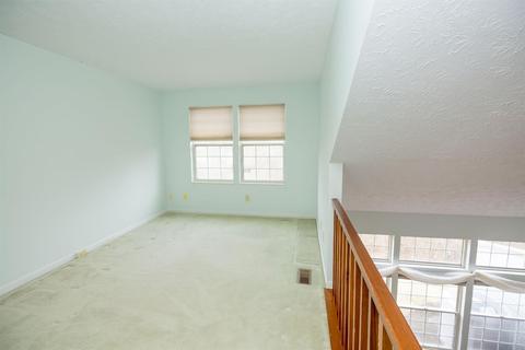 5584 Regimental Pl, Cincinnati, OH 45239 photo 18