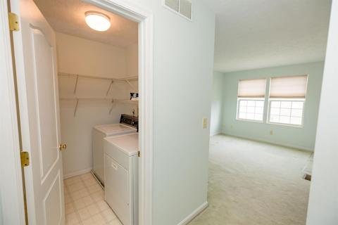5584 Regimental Pl, Cincinnati, OH 45239 photo 17