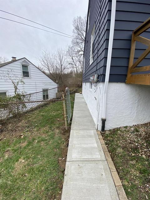 1837 Ashbrook Dr, Cincinnati, OH 45238 photo 13