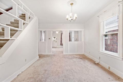3449 Mcfadden Ave, Cincinnati, OH 45211 photo 11