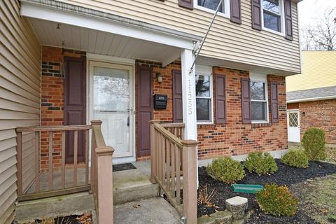 11255 Lodgeview Ct, Forest Park, OH 45240 photo 3