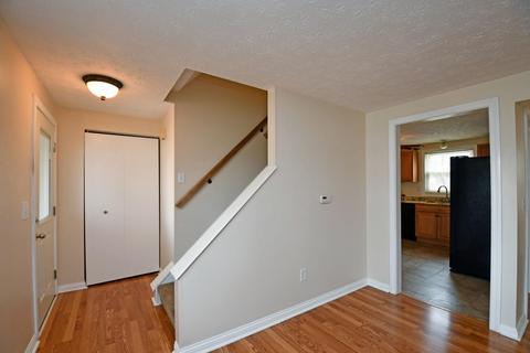 11255 Lodgeview Ct, Forest Park, OH 45240 photo 4