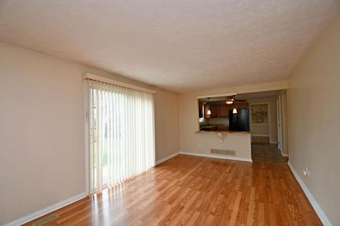 11255 Lodgeview Ct, Forest Park, OH 45240 photo 17