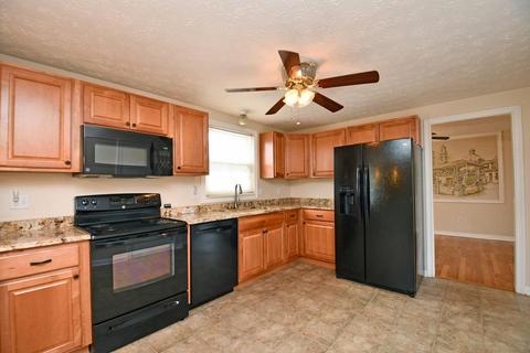 11255 Lodgeview Ct, Forest Park, OH 45240 photo 12
