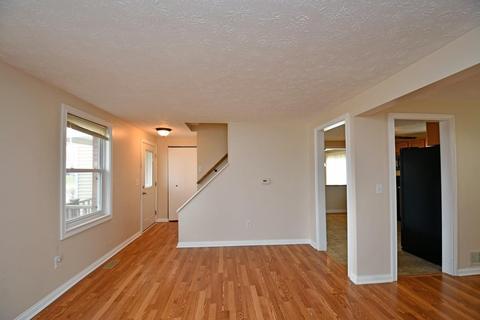 11255 Lodgeview Ct, Forest Park, OH 45240 photo 7