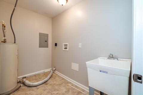 3884 Michael Dr, Cincinnati, OH 45255 photo 13