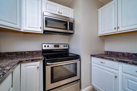 3884 Michael Dr, Cincinnati, OH 45255 photo 9