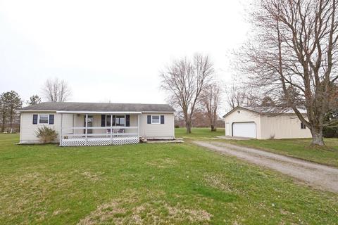 2820 Adams Rd, Blanchester, OH 45107 photo 1