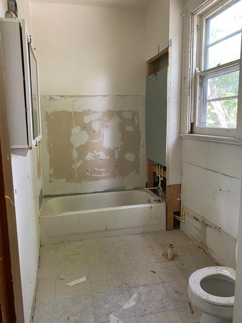816 Mann Pl, Cincinnati, OH 45229 photo 9