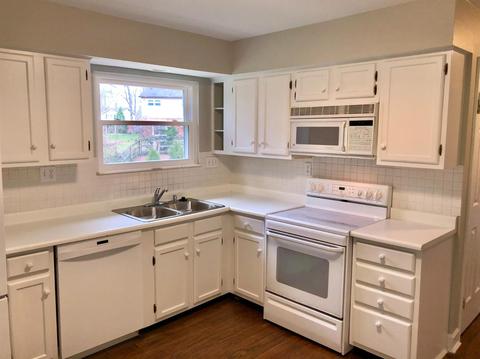 8357 Shadowpoint Ct, Montgomery, OH 45242 photo 9