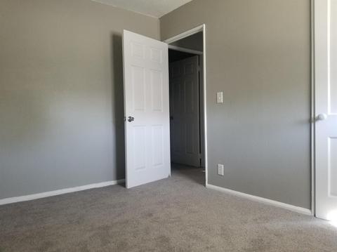 1922 Ashbrook Ln, Cincinnati, OH 45238 photo 11