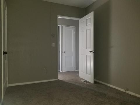 1922 Ashbrook Ln, Cincinnati, OH 45238 photo 14