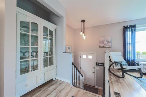 12154 Stillwind Dr, Cincinnati, OH 45249 photo 4