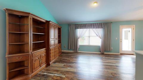 1365 Stableview Cir, Hamilton Township, OH 45039 photo 4