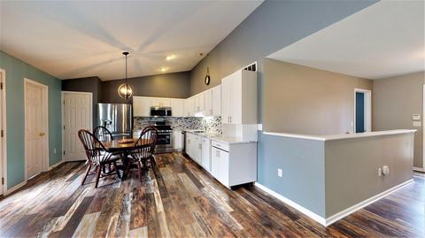 1365 Stableview Cir, Hamilton Township, OH 45039 photo 8