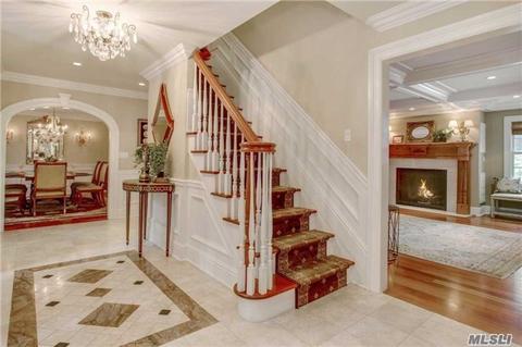 7076 Hunley Rd, Cincinnati, OH 45244 photo 2