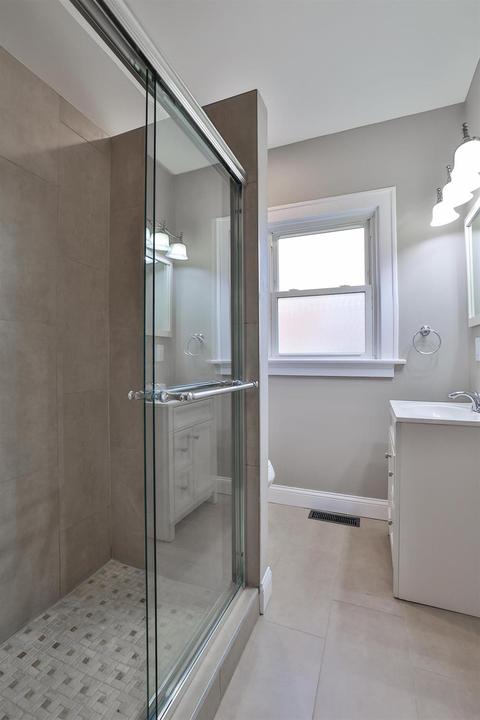 4818 Reading Rd, Cincinnati, OH 45237 photo 25
