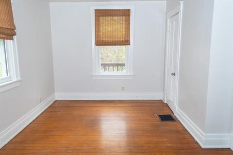 5 Moyer Pl, Cincinnati, OH 45208 photo 8