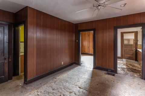2226 Wheeler St, Cincinnati, OH 45219 photo 2