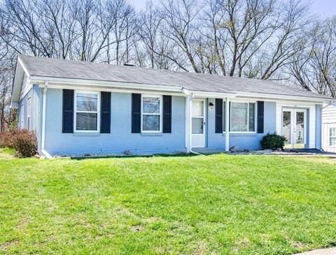 631 Carefree Dr, Cincinnati, OH 45244 photo 4