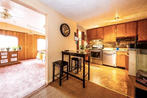 1663 Kemper Rd, Forest Park, OH 45240 photo 6