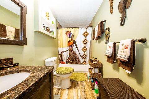 1663 Kemper Rd, Forest Park, OH 45240 photo 10