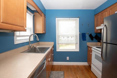 6877 Parkview Dr, Cincinnati, OH 45224 photo 8