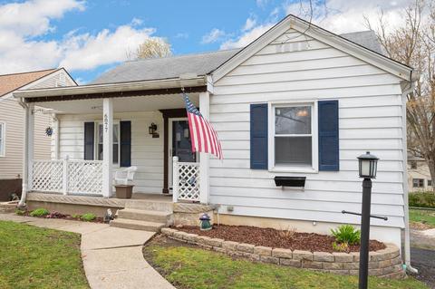 6877 Parkview Dr, Cincinnati, OH 45224 photo 1