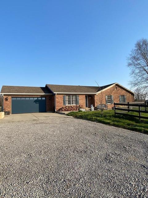 3210 Jordan Rd, Pleasant Plain, OH 45162 photo 2
