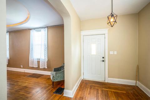 7428 Bernard Ave, Mount Healthy, OH 45231 photo 4