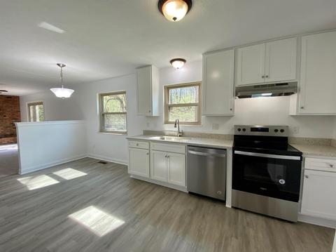 9504 Newgate Ln, Cincinnati, OH 45231 photo 12