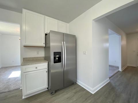 9504 Newgate Ln, Cincinnati, OH 45231 photo 11