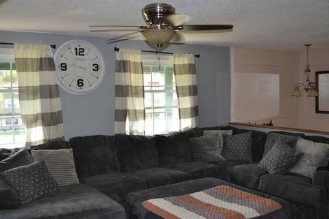 5606 Bluepine Dr, Cincinnati, OH 45247 photo 9