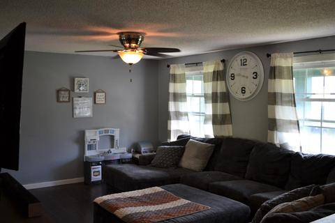 5606 Bluepine Dr, Cincinnati, OH 45247 photo 8