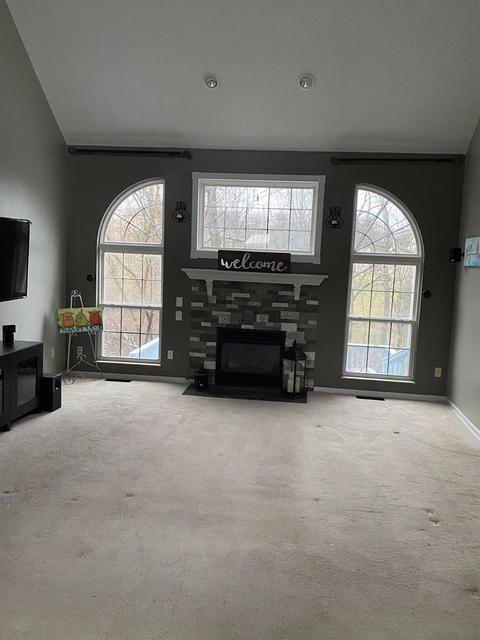 8228 Springleaf Lake Dr, Cincinnati, OH 45247 photo 12