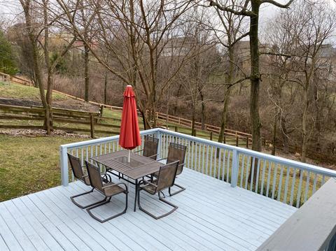 8228 Springleaf Lake Dr, Cincinnati, OH 45247 photo 21