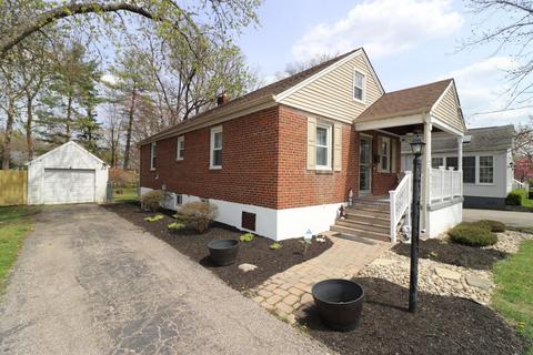 6146 Glade Ave, Cincinnati, OH 45230 photo 3