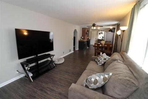 6146 Glade Ave, Cincinnati, OH 45230 photo 6