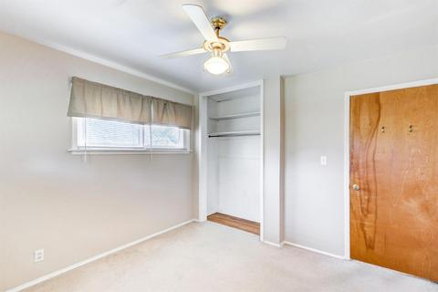 324 Ingram Rd, Greenhills, OH 45218 photo 15