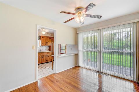 324 Ingram Rd, Greenhills, OH 45218 photo 5
