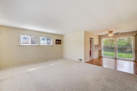324 Ingram Rd, Greenhills, OH 45218 photo 2