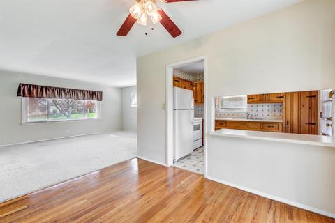 324 Ingram Rd, Greenhills, OH 45218 photo 6