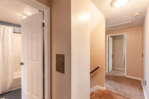 555 Pepper Ridge Rd, Cincinnati, OH 45244 photo 34