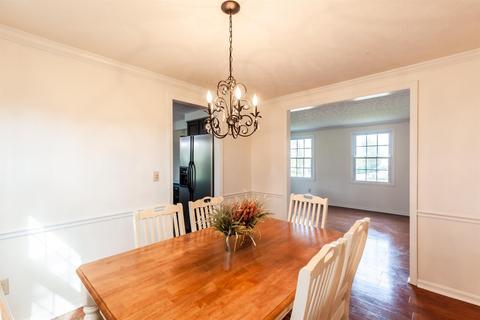 555 Pepper Ridge Rd, Cincinnati, OH 45244 photo 9