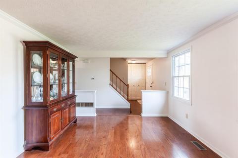 555 Pepper Ridge Rd, Cincinnati, OH 45244 photo 5