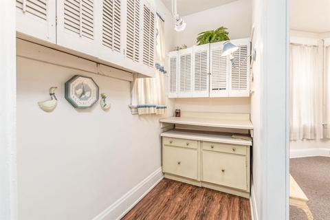 3309 Mchenry Ave, Cincinnati, OH 45211 photo 9