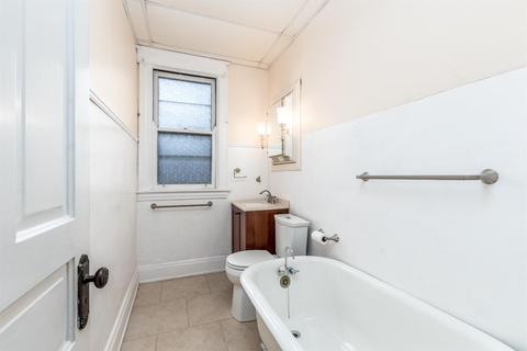 3309 Mchenry Ave, Cincinnati, OH 45211 photo 22