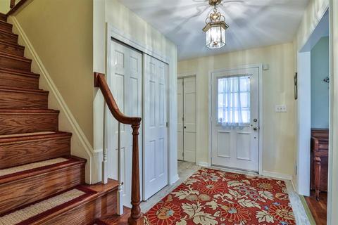 514 Lakeridge Dr, Cincinnati, OH 45231 photo 4