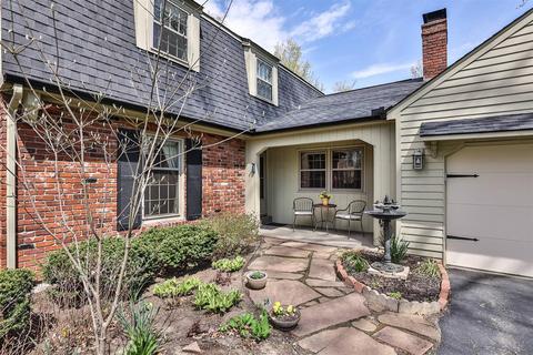 514 Lakeridge Dr, Cincinnati, OH 45231 photo 2
