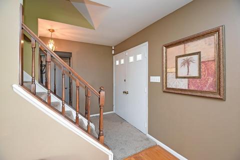 2755 Cyclorama Dr, Cincinnati, OH 45211 photo 4